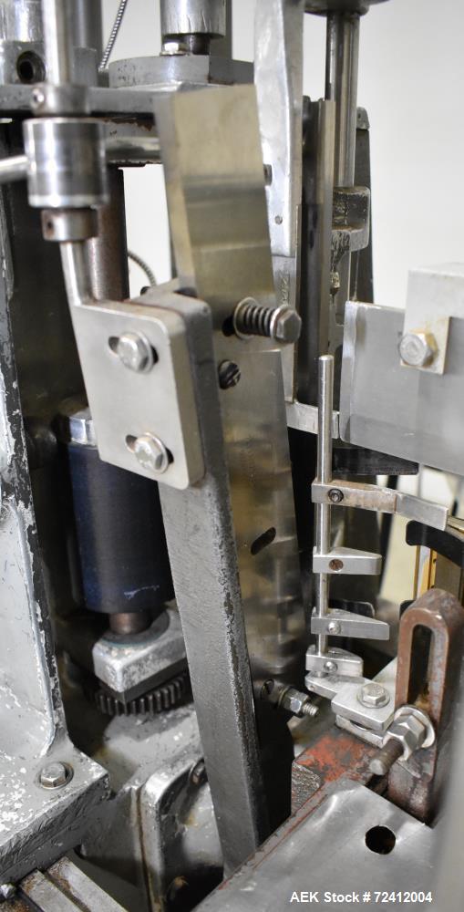 Bartelt IM7-14 Horizontal Form Fill and Seal with Dual Servo Augers